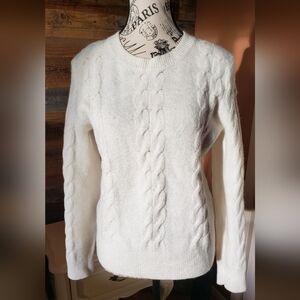 Banana Republic Ivory Cable Knit Sweater